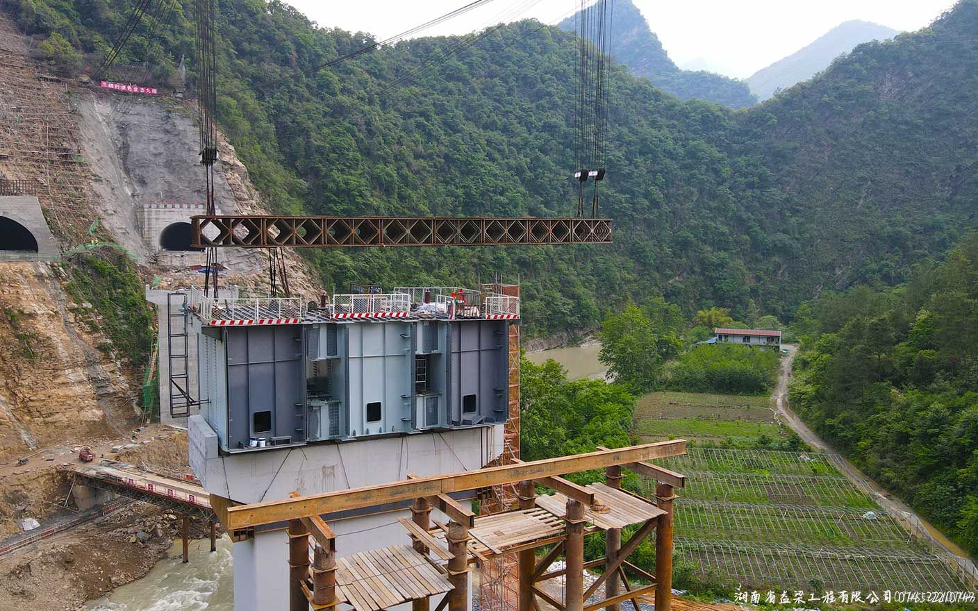 四川省綿陽(yáng)市九綿高速桂溪大橋